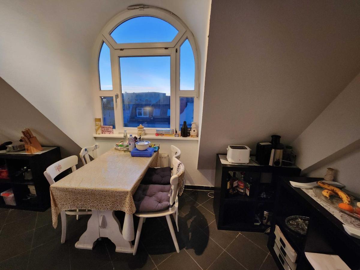 One Private Room Available In A Two Room Apartment In Tegel, เบอร์ลิน ภายนอก รูปภาพ
